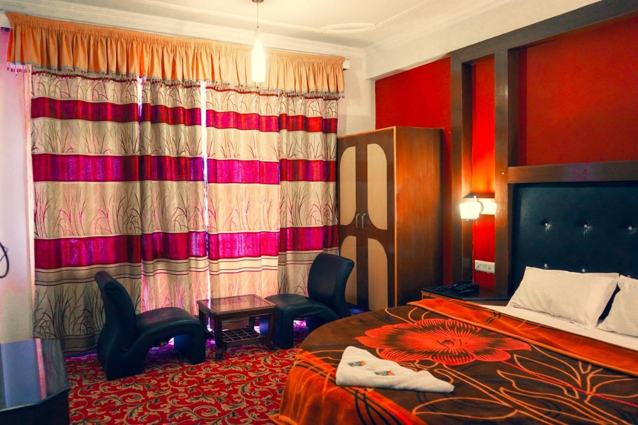 Hotel Akash Regency مايالي المظهر الخارجي الصورة