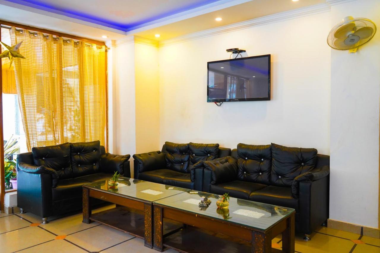 Hotel Akash Regency مايالي المظهر الخارجي الصورة