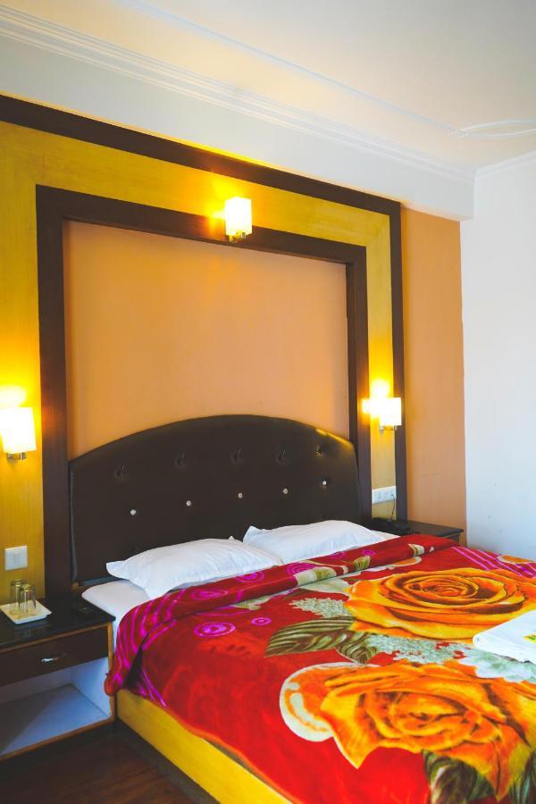 Hotel Akash Regency مايالي المظهر الخارجي الصورة