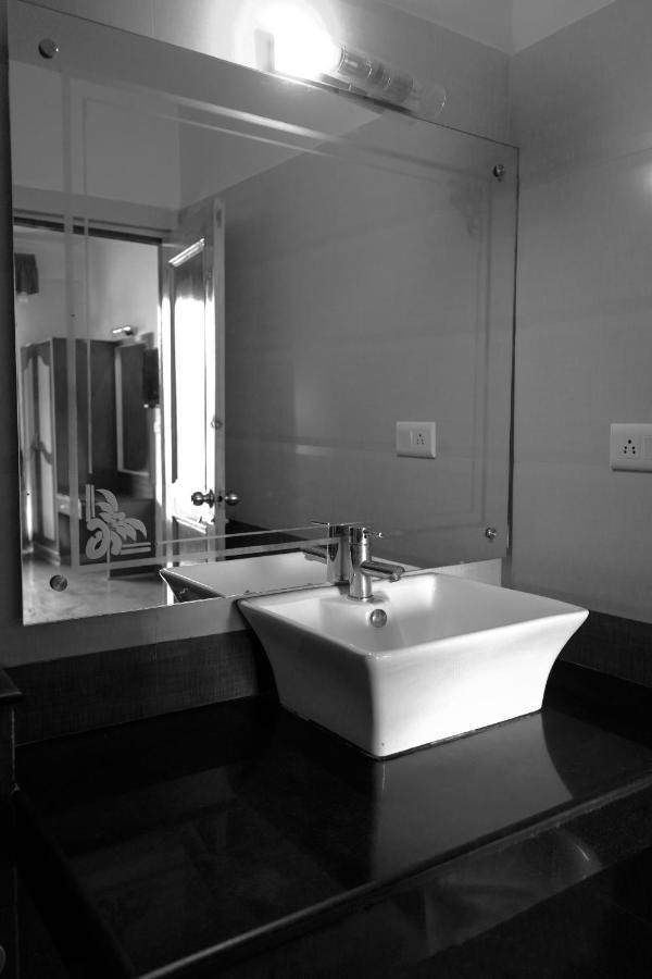 Hotel Akash Regency مايالي المظهر الخارجي الصورة